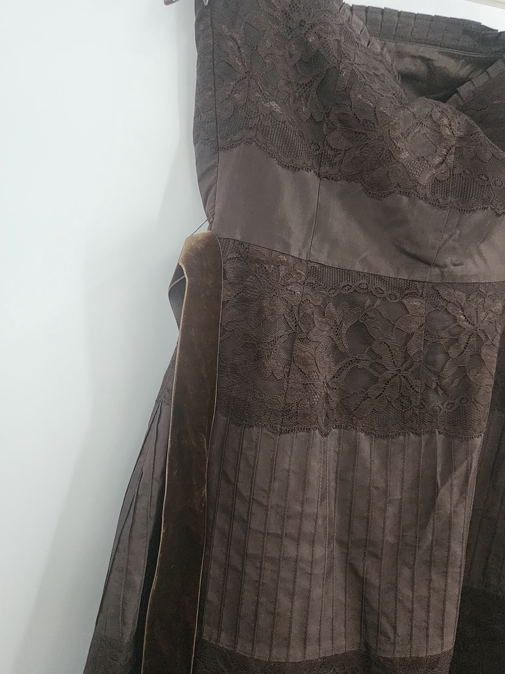 Banana Republic Strapless Chocolate Brown Lace & Pleated Midi Dress Sz 6 - Picture 5 of 7